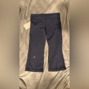 Lululemon blue  Cropped Leggings